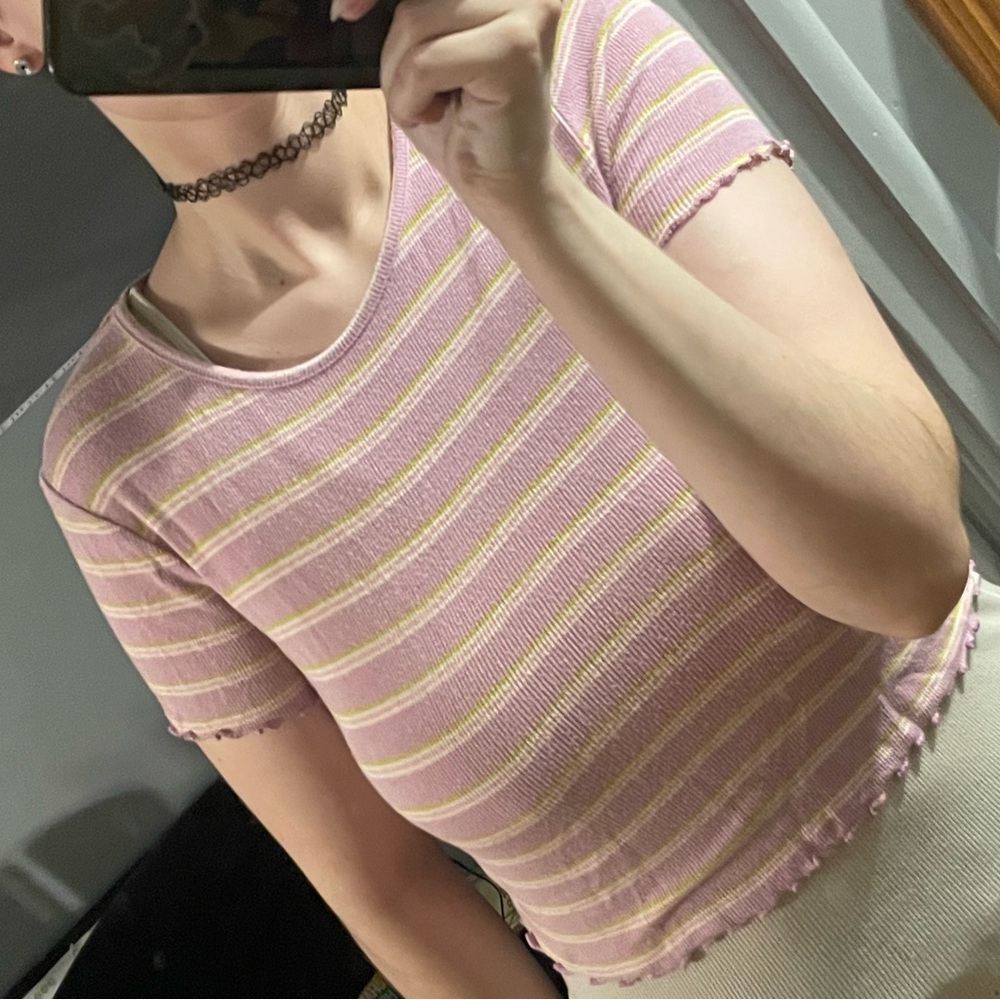 purple stripped crop top